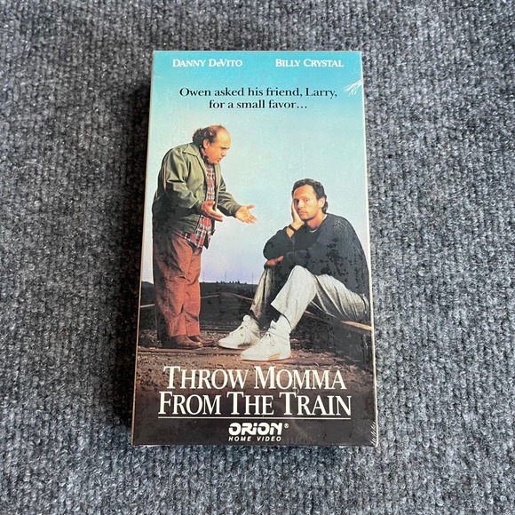 Orion Home Video Other - Throw Momma from the Train VHS 1987 Danny DeVito Billy Crystal Orion Sealed